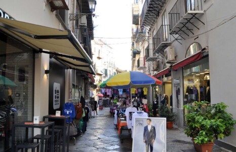 Palermo sidewalk cafes